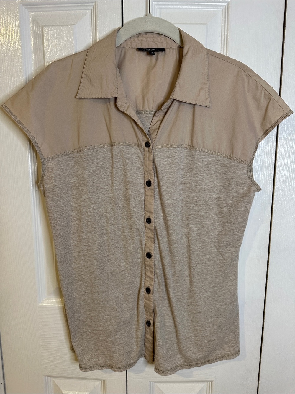 Lafayette 148 New York Two-Tone Cap Sleeve Button-Down in Beige and Light Gray